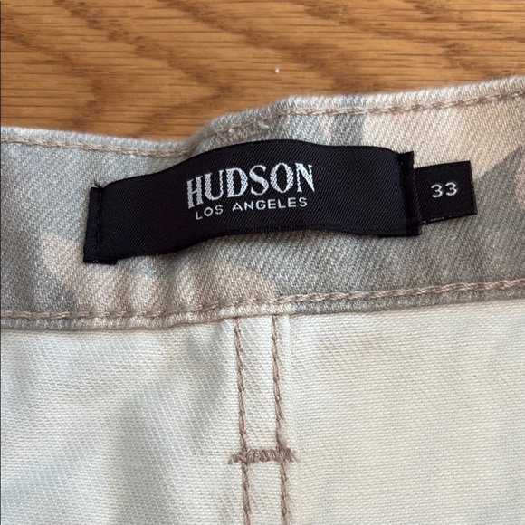 Women's Camouflage Shorts - Picture 8 of 10